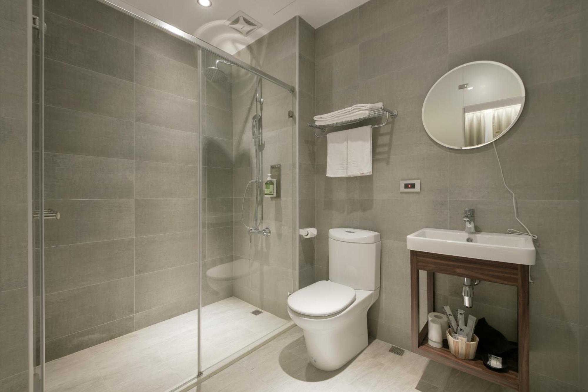 Hotel Hesper Hsr טאיצ'ונג מראה חיצוני תמונה